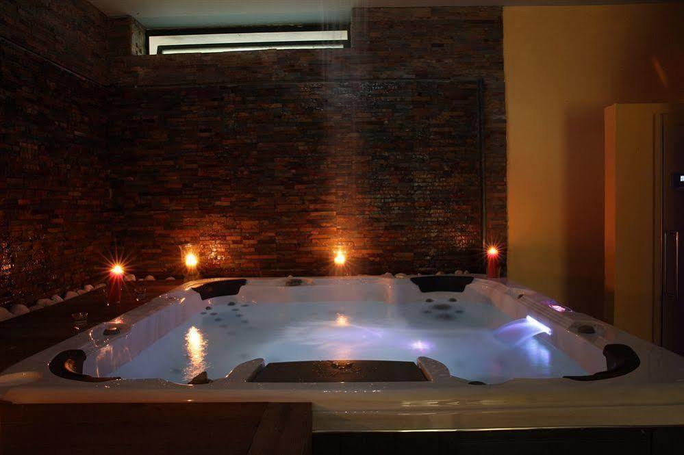 Hotel Residence Adria Rodi Garganico Dış mekan fotoğraf