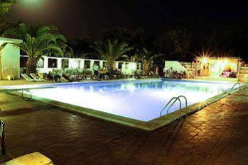 Hotel Residence Adria Rodi Garganico Dış mekan fotoğraf